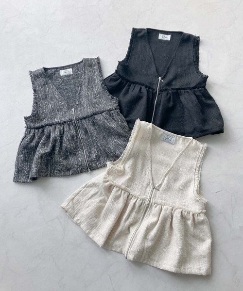 AS KNOW AS plus(アズノゥアズプラス)の「♪Wジップファスナー フリンジぺプラムベスト(ベスト・レディース・グレー/アイボリー/ブラック・FREE)」の15枚目の写真