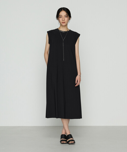 Gabardine K.T(ギャバジンケーティー)の「ユーロジャージーIライン ロングワンピース(ワンピース・レディース・ブラック・7号/9号/11号)」の1枚目の写真