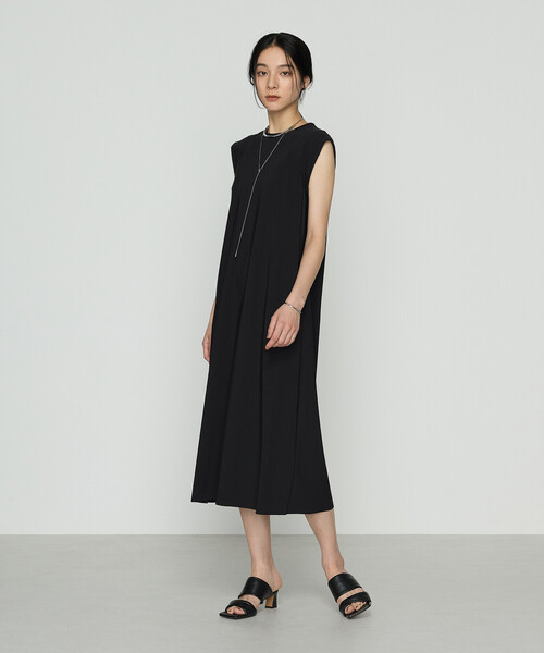 Gabardine K.T(ギャバジンケーティー)の「ユーロジャージーIライン ロングワンピース(ワンピース・レディース・ブラック・7号/9号/11号)」の2枚目の写真
