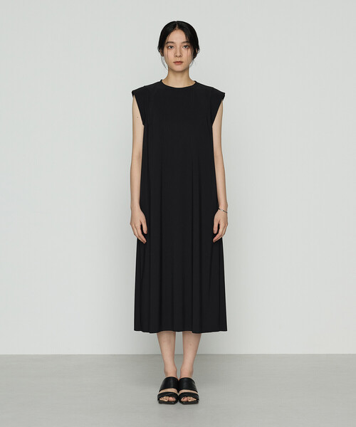 Gabardine K.T(ギャバジンケーティー)の「ユーロジャージーIライン ロングワンピース(ワンピース・レディース・ブラック・7号/9号/11号)」の3枚目の写真