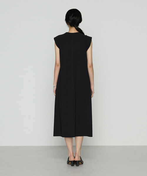 Gabardine K.T(ギャバジンケーティー)の「ユーロジャージーIライン ロングワンピース(ワンピース・レディース・ブラック・7号/9号/11号)」の5枚目の写真