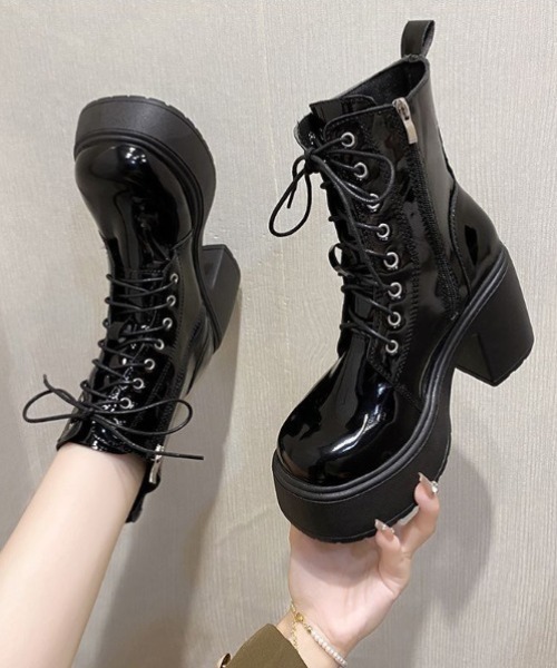 yuue' ( wear )(ユーイ)の「厚底レースアップショートブーツ(ブーツ・レディース・ブラック/ブラック系その他・23.5cm/24.5cm)」の14枚目の写真