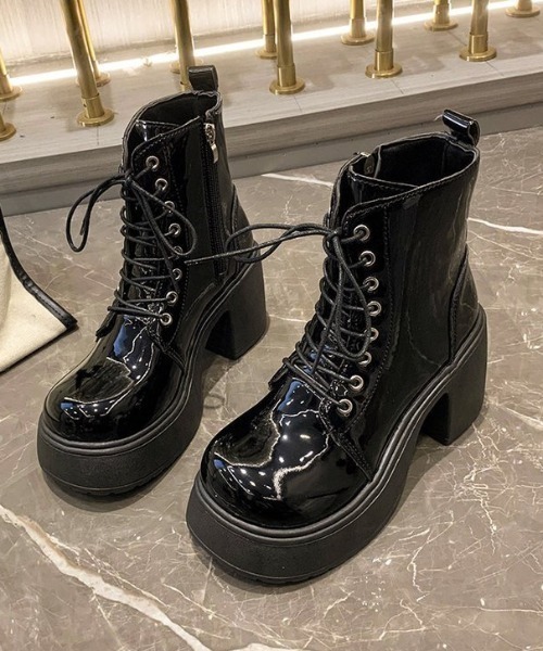 yuue' ( wear )(ユーイ)の「厚底レースアップショートブーツ(ブーツ・レディース・ブラック/ブラック系その他・23.5cm/24.5cm)」の21枚目の写真