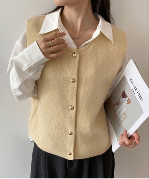 プリーツプリーズ ノースリーブニットベスト ベージュ系 MAISON DE THERESE（メゾン ド テレーズ）の「ノースリーブニット