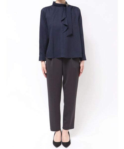 TONAL(トーナル)の「ハイネックアシメボウタイブラウス(シャツ/ブラウス・レディース・ネイビー/ライトブルー/オフホワイト・MEDIUM)」の14枚目の写真