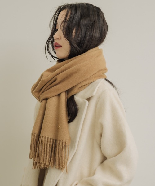 NEUNA（ヌナ）の「ノエルグランマフラー（マフラー・レディース・アイボリー/グレー/キャメル/チャコールグレー/グレイッシュベージュ/ホワイト・FREE）」の15枚目の写真