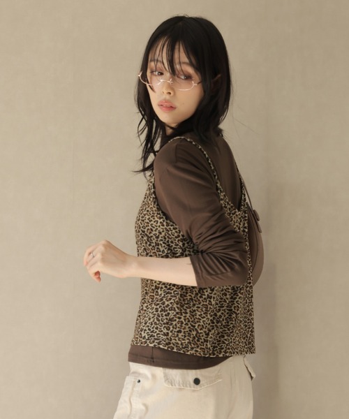 Ulysses(ユリシス)の「【2set】レオパード柄キャミ&ロングスリーブカットソー(Tシャツ/カットソー・レディース・ブラック/キャメル・F)」の10枚目の写真