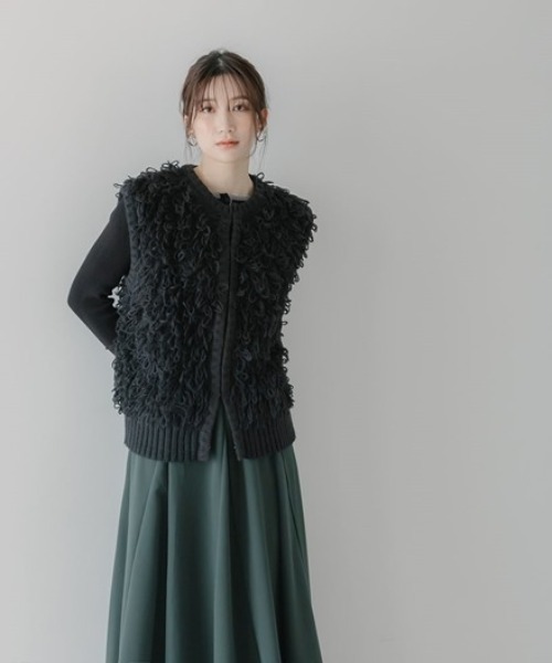 slattgir(スラットジール)の「高身長 フリンジニットベスト(トールサイズ)Essenave(ニット/セーター・レディース・グレー系/ブラック系・TM/TL/TLL/T3L)」の7枚目の写真