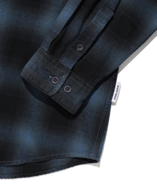 Wacky WiLLy(ワッキーウィリー)の「ダイングチェックシャツネイビー(シャツ/ブラウス・レディース・その他・MEDIUM/SMALL/LARGE)」の7枚目の写真