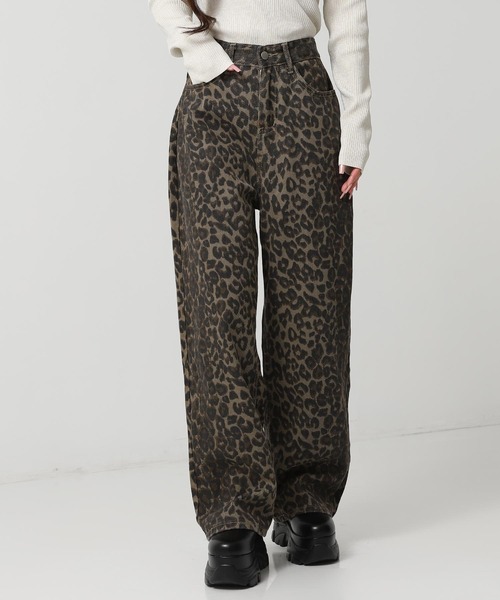 ANAP（アナップ）の「レオパード ストレート デニム パンツ（デニムパンツ・レディース・ブラウン・S/M）」の5枚目の写真