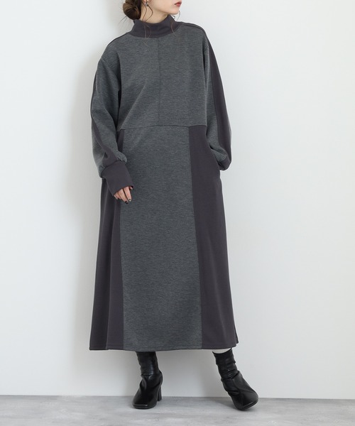 EGLANTINE(エグランティーヌ)の「EGLANTINE ダンボールモックネックワンピース(ワンピース・レディース・ライトベージュ/ブラック/チャコールグレー・38)」の2枚目の写真
