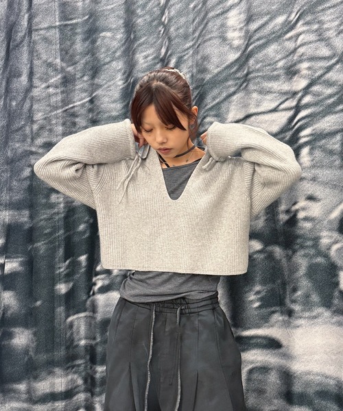 EX.cashmere slit neck loose short knit（ニット/セーター）｜Knuth