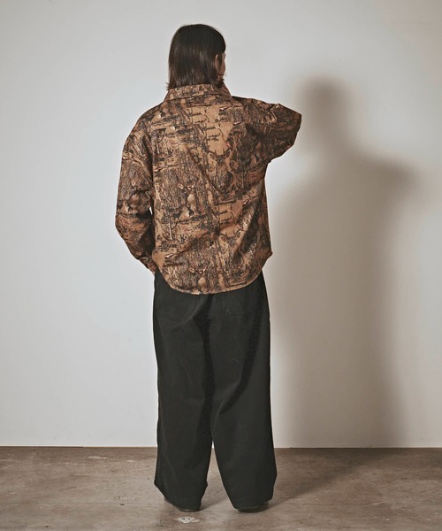 ALL RUNS(オールランズ)の「ハンティングパターン L/S ツイル生地 レギュラーカラーシャツ(シャツ/ブラウス・メンズ・ベージュ/チャコール/ワイン・M/L)」の15枚目の写真