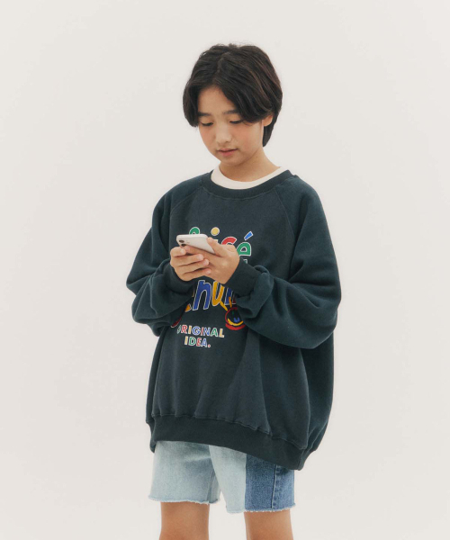 FRISE(フリゼ)の「ラグランマンツーマン_ネイビー_キッズ(スウェット・レディース・その他・130/110/120)」の2枚目の写真