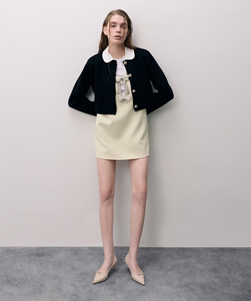 CHARLES & KEITH(チャールズ & キース)の「レザーバックルストラップ スティレットパンプス(パンプス・レディース・オートミール/ブラック・24.5cm/23.5cm/23cm/22.5cm/25cm)」の5枚目の写真