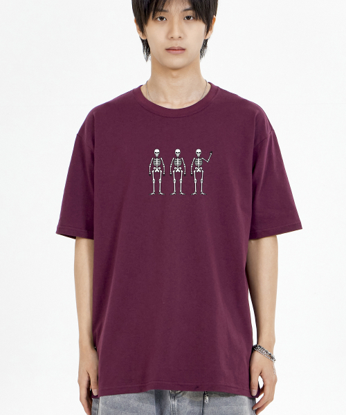 BY.L(バイエル)の「モンスター スケルトン 半袖Tシャツ ワイン(Tシャツ/カットソー・メンズ・その他・MEDIUM/LARGE/X-LARGE/XX-LARGE)」の1枚目の写真