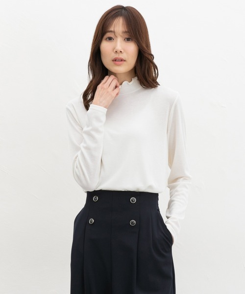 Honeys(ハニーズ)の「メローハイネックTシャツ(Tシャツ/カットソー・レディース・ブラック/オフホワイト/ベージュ・LL/L/M/S)」の5枚目の写真