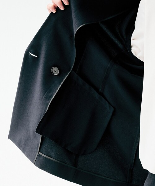 UNTITLED（アンタイトル）の「【接触冷感/UVカット/洗える】エアリー ダブルブレストジャケット（テーラードジャケット・レディース・ネイビー/チャコールグレー/ナチュラル・03/02/01/00/50/48/46/44/42/04）」の18枚目の写真