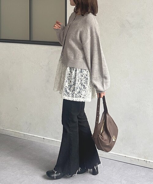 Thevon（ゼボン）の「ニュアンスボタンショートカーディガン（カーディガン/ボレロ・レディース・ネイビー/イエロー/ライトグレー・FREE）」の12枚目の写真