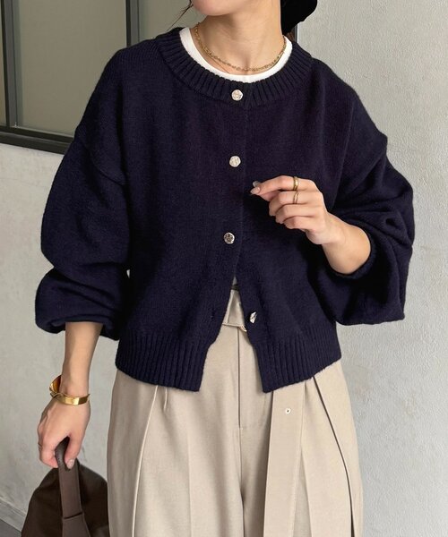 Thevon（ゼボン）の「ニュアンスボタンショートカーディガン（カーディガン/ボレロ・レディース・ネイビー/イエロー/ライトグレー・FREE）」の14枚目の写真