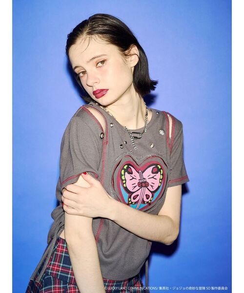 jouetie（ジュエティ）の「【アニメ『ジョジョの奇妙な冒険 ストーンオーシャン』×jouetie】フィットTシャツ（Tシャツ/カットソー・レディース・ブルー/オフホワイト/ブラック・MEDIUM）」の19枚目の写真