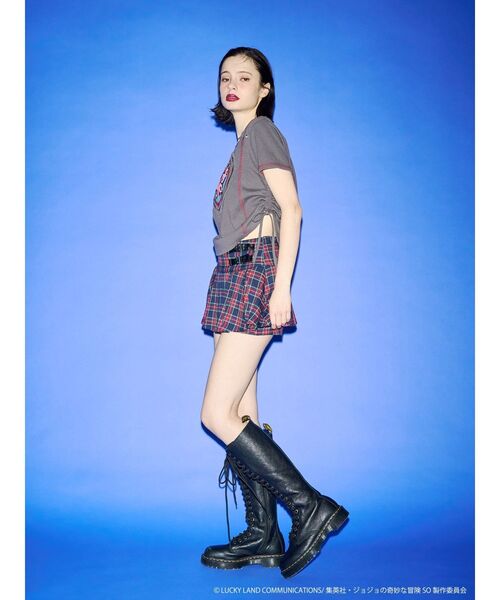 jouetie（ジュエティ）の「【アニメ『ジョジョの奇妙な冒険 ストーンオーシャン』×jouetie】フィットTシャツ（Tシャツ/カットソー・レディース・ブルー/オフホワイト/ブラック・MEDIUM）」の22枚目の写真