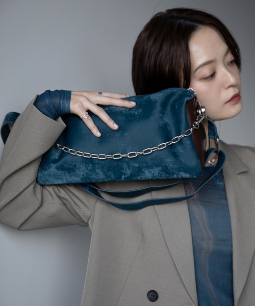 VACANCY（ヴァカンシー）の「ルナシェード3wayベルト付きバッグ/キャリーリンク（ショルダーバッグ・レディース・レッド/ネイビー/ブラック・FREE）」の22枚目の写真