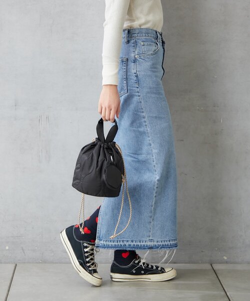 BIRTHDAY BAR(バースデイバー)の「ナイロンキルト2WAY巾着バッグ ミニポーチ付き(ショルダーバッグ・レディース・グリーン/ブルー/ブラック/アイボリー・0)」の8枚目の写真