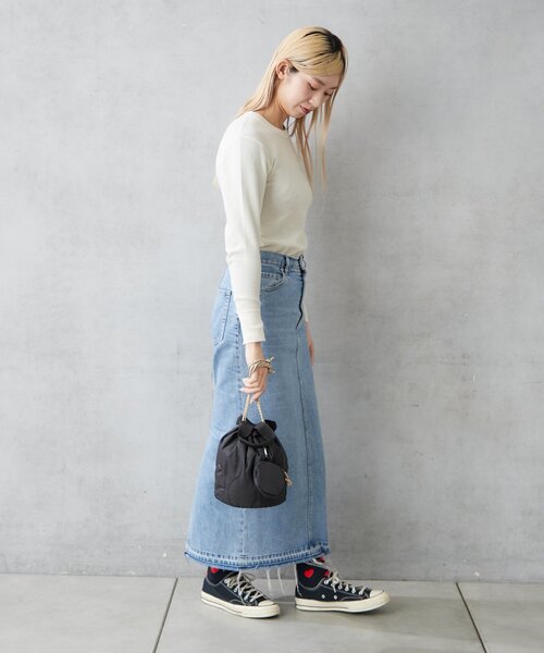 BIRTHDAY BAR(バースデイバー)の「ナイロンキルト2WAY巾着バッグ ミニポーチ付き(ショルダーバッグ・レディース・グリーン/ブルー/ブラック/アイボリー・0)」の10枚目の写真