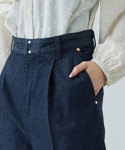 ROPE'（ロペ）の「テンセルデニムストレートワイドパンツ/イージーケア・セットアップ対応（デニムパンツ・レディース・ネイビー/ブルー・40/38/36）」の8枚目の写真