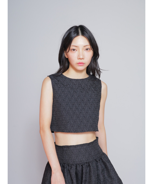 BOMNAL BOUTIQUE(ボムナルブティック)の「クローバースリーブレス_ブラック(その他トップス・レディース・その他・SMALL/MEDIUM)」の1枚目の写真