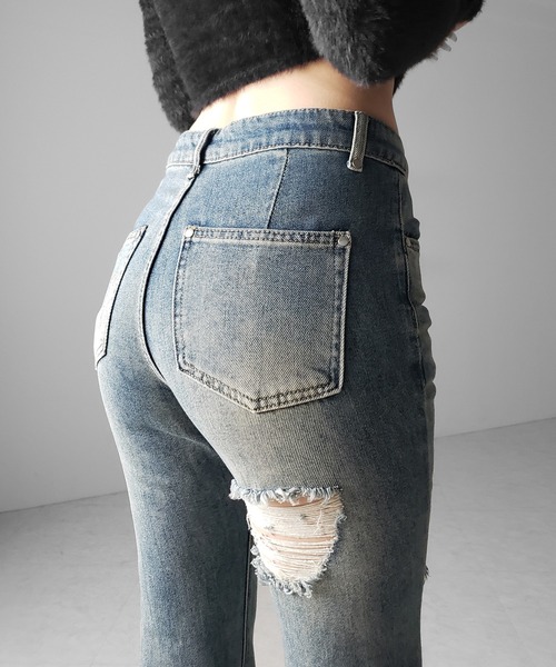 me+em select(ミームセレクト)の「【 2color /3size 】クラッシュダメージヴィンテージフレアデニム / crush damage vintage flare denim(デニムパンツ・レディース・ブラック/ブルー・SMALL/MEDIUM/LARGE)」の11枚目の写真