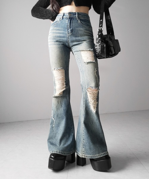 me+em select(ミームセレクト)の「【 2color /3size 】クラッシュダメージヴィンテージフレアデニム / crush damage vintage flare denim(デニムパンツ・レディース・ブラック/ブルー・SMALL/MEDIUM/LARGE)」の13枚目の写真