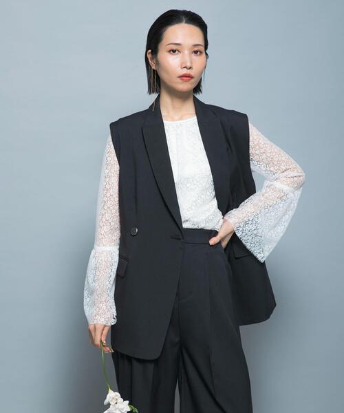 URBAN RESEARCH ROSSO WOMEN(アーバンリサーチ ロッソ)の「防シワシャンブレーツイルダブルジレ(ベスト・レディース・ベージュ系その他/ブラック・FREE)」の2枚目の写真