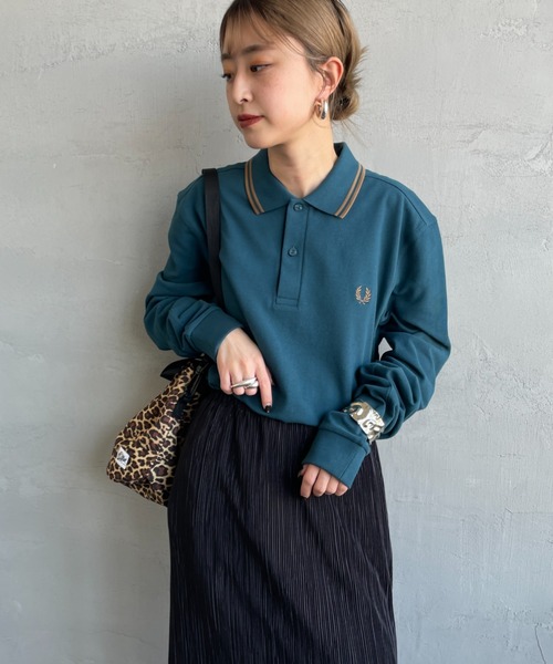 FRED PERRY（フレッドペリー）の「[FRED PERRY/フレッドペリー] ツインティップライン ワンポイント刺繍ロゴ ロングスリーブポロシャツ M3636（ポロシャツ・レディース・ネイビー系1/ブラウン/ブルー/ライトベージュ・XL/L/M/S）」の9枚目の写真
