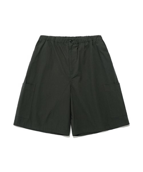 NICE GHOST CLUB(ナイスゴーストクラブ)の「FFATS PARACHUTE CARGO SHORTS_CHARCOAL(NG2EMUPA61A)(その他パンツ・レディース・その他・M/L)」の1枚目の写真