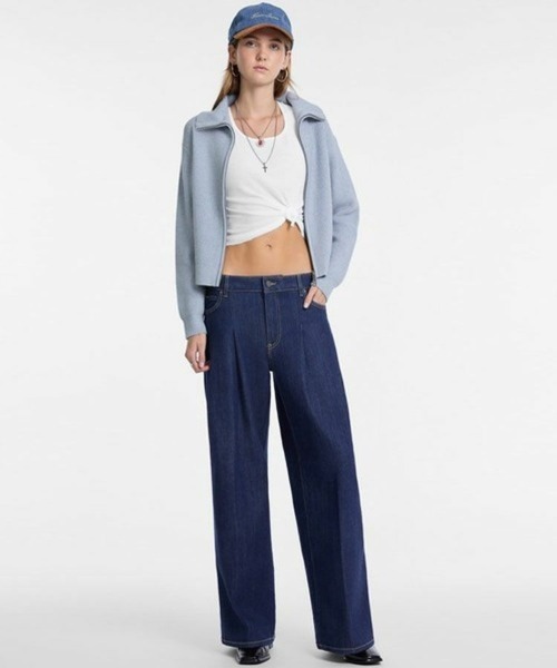 STYLISE（スタイライズ）の「【GUESS】GUESS JEANS G12 Pleated Extra Wide Leg / ダークインディゴブルー [W5BA2UD002A]（デニムパンツ・レディース・ブルー・25/26）」の2枚目の写真