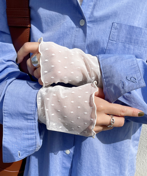 Spick & Span（スピックアンドスパン）の「《追加》ドットチュールハイネックプルオーバー（Tシャツ/カットソー・レディース・ブラック/ホワイト系その他/ブラウン/ホワイト・FREE）」の2枚目の写真