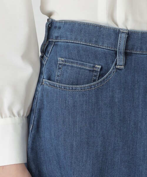 BLUE LABEL CRESTBRIDGE（ブルーレーベルクレストブリッジ）の「【BLUE LABEL DENIM】フレアスカート（スカート・レディース・ブルー系その他4/ネイビー・38/36）」の8枚目の写真