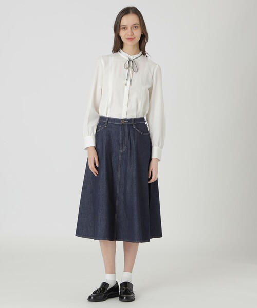 BLUE LABEL CRESTBRIDGE（ブルーレーベルクレストブリッジ）の「【BLUE LABEL DENIM】フレアスカート（スカート・レディース・ブルー系その他4/ネイビー・38/36）」の12枚目の写真