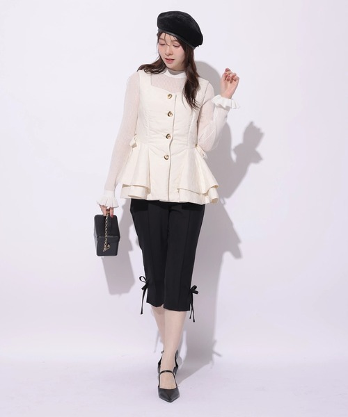 Rirandture(リランドチュール)の「サイドリボンカプリパンツ(その他パンツ・レディース・ブラック・2/1)」の2枚目の写真