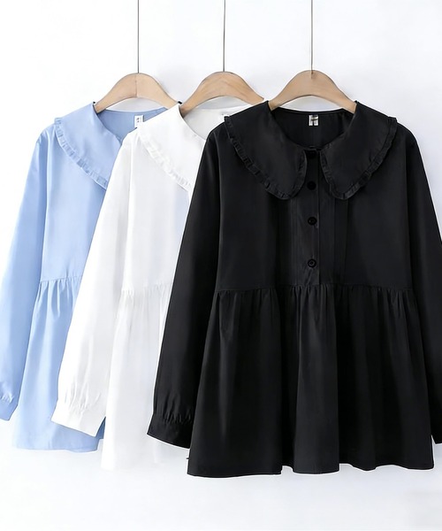 LUCPY(ラクピー)の「ビッグラウンドカラーフレアブラウス(シャツ/ブラウス・レディース・ブルー/ブラック/ホワイト・MEDIUM/LARGE/X-LARGE)」の4枚目の写真