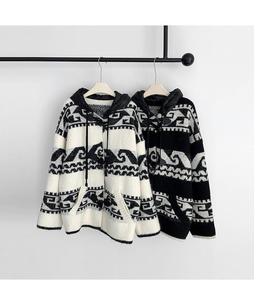 VASCARA(バスカラ)の「Knit Duffle Hooded Cardigan (2colors)(カーディガン/ボレロ・レディース・ブラック/アイボリー・FREE)」の1枚目の写真