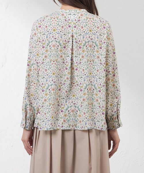 amaca(アマカ)の「【LIBERTY】ARCHWAY ブラウス(シャツ/ブラウス・レディース・ダークネイビー/オフホワイト・38/40)」の7枚目の写真