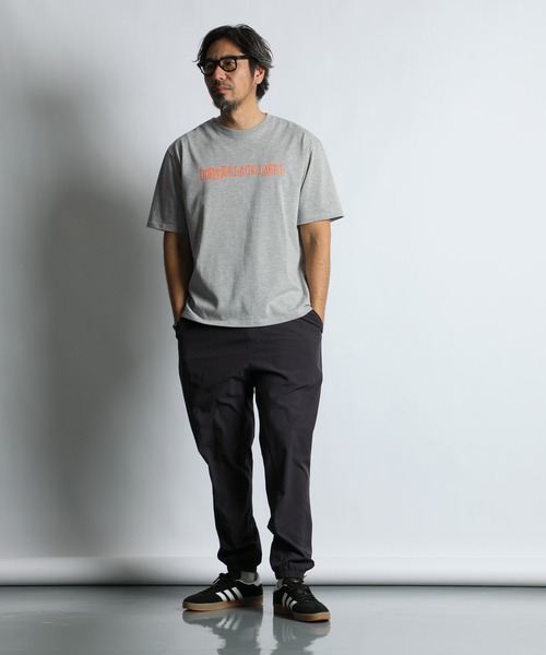 The DUFFER of ST.GEORGE(ザダファーオブセントジョージ)の「〔BLACK LABEL〕90s LOGO PRINT TEE:CVC天竺 速乾 90sロゴ プリントTEE(Tシャツ/カットソー・メンズ・ブルー/ブラック/ライトグレー/ホワイト・SMALL/MEDIUM/LARGE/X-LARGE)」の18枚目の写真