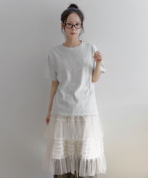 UNE MANSION(ユヌマンション)の「ポイントバイカラー刺繍オーバーサイズ半袖Tシャツカットソー(Tシャツ/カットソー・レディース・ネイビー/ピンク/グレー・FREE)」の5枚目の写真