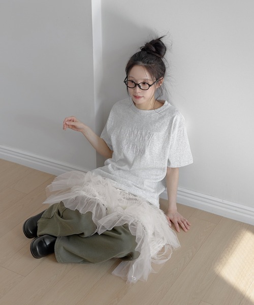 UNE MANSION(ユヌマンション)の「ポイントバイカラー刺繍オーバーサイズ半袖Tシャツカットソー(Tシャツ/カットソー・レディース・ネイビー/ピンク/グレー・FREE)」の6枚目の写真