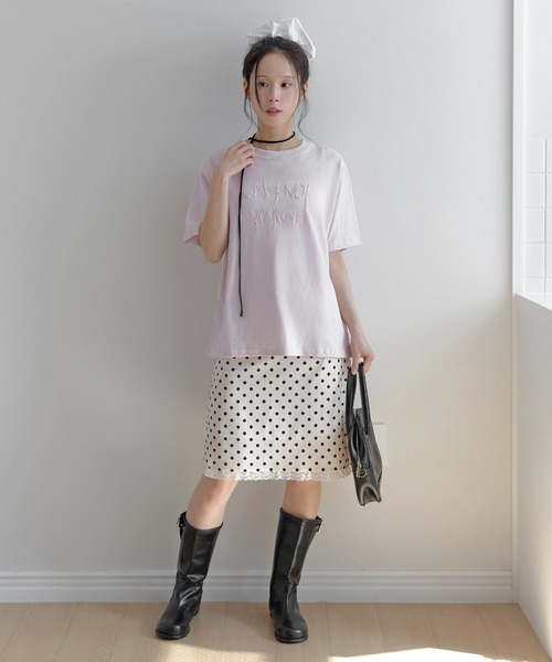 UNE MANSION(ユヌマンション)の「ポイントバイカラー刺繍オーバーサイズ半袖Tシャツカットソー(Tシャツ/カットソー・レディース・ネイビー/ピンク/グレー・FREE)」の21枚目の写真