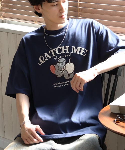 Tom＆Jerry（トムアンドジェリー）の「【Tom & Jerry/トム & ジェリー】別注 アソート アートワークデザイン サガラ刺繍 半袖Tシャツ（Tシャツ/カットソー・メンズ・ホワイト系3/ブラック系2/ベージュ系1/ブラック系1/ホワイト系4/ホワイト系2/ホワイト系1/ベージュ系2/ブラック系4/ネイビー系2/ネイビー系1/ブラック系3・M/LL/L）」の11枚目の写真