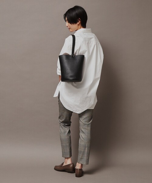 HIROFU(ヒロフ)の「【キッカ】レザーショルダーバッグ S 本革(商品番号:P25-35661)(ショルダーバッグ・レディース・ネイビー系6/グレー系その他/グレー系8・01)」の14枚目の写真